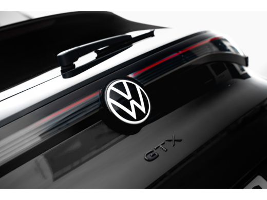 Volkswagen ID.4 GTX 300pk 4Motion 77 kWh | Trekhaak | Stoel & Stuurverwarming | 21" | Adaptive Cruise ActivLease financial lease
