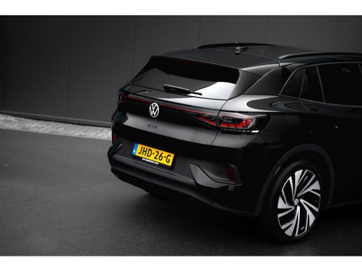 Volkswagen ID.4 GTX 300pk 4Motion 77 kWh | Trekhaak | Stoel & Stuurverwarming | 21" | Adaptive Cruise ActivLease financial lease