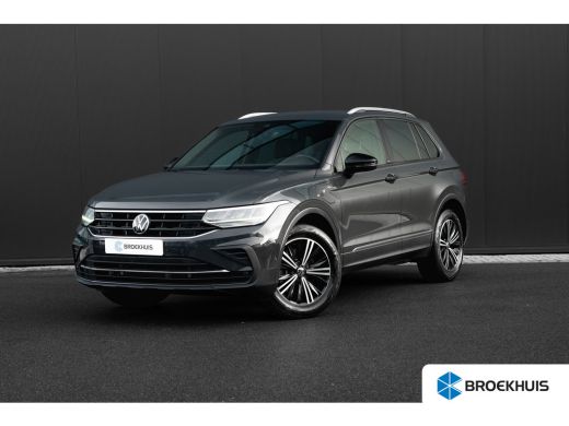 Volkswagen Tiguan 1.4 TSI eHybrid 245pk Life | Trekhaak | Camera | Head-Up | Stoel & Stuurverwarming | 18"
