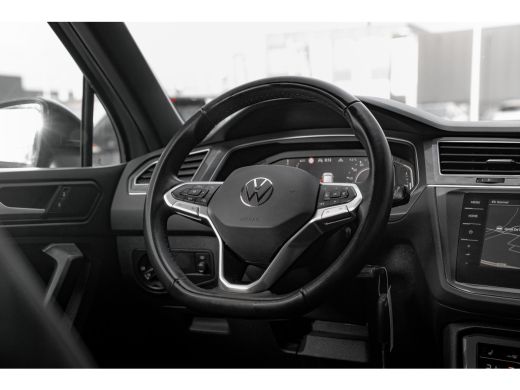 Volkswagen Tiguan 1.4 TSI eHybrid 245pk Life | Trekhaak | Camera | Head-Up | Stoel & Stuurverwarming | 18" ActivLease financial lease