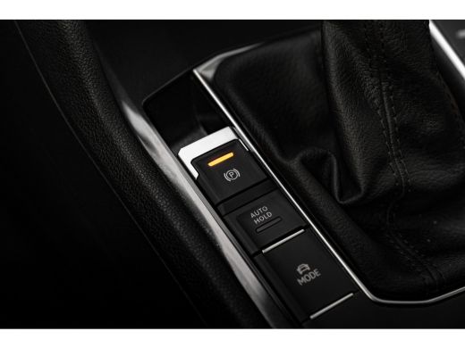 Volkswagen Tiguan 1.4 TSI eHybrid 245pk Life | Trekhaak | Camera | Head-Up | Stoel & Stuurverwarming | 18" ActivLease financial lease