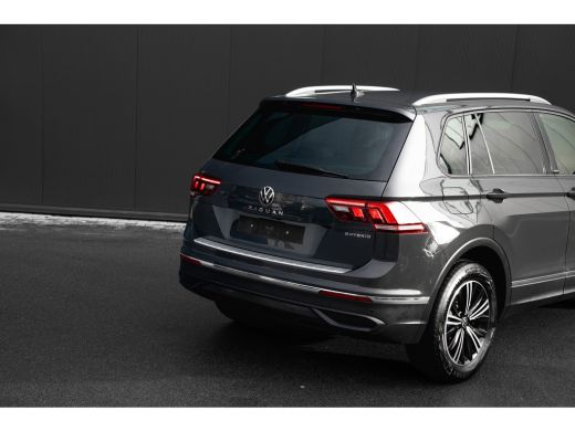 Volkswagen Tiguan 1.4 TSI eHybrid 245pk Life | Trekhaak | Camera | Head-Up | Stoel & Stuurverwarming | 18" ActivLease financial lease