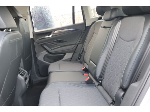 Volkswagen Tiguan Life Edition - eHybrid | Inclusief &euro;2000,- inruilvoordeel | Trekhaak | 'App-Connect' draadloze sm... ActivLease financial lease