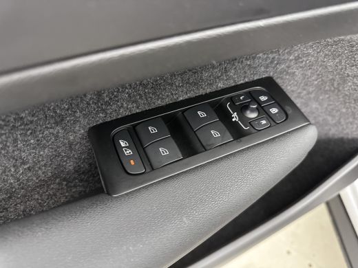 Volvo  C40 Recharge Twin Intro Edition 78 kWh | 20" | Leder/Nubuck | Elektr. verst. Stoelen | Harman Kardon ... ActivLease financial lease