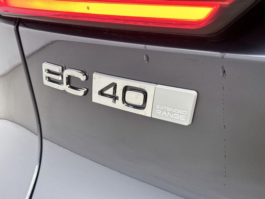 Volvo  EC40 Single Motor Extended Range Ultra Black Ed. 82 kWh | 20" | Leder / Nubuck | Trekhaak | Pixel LED ... ActivLease financial lease