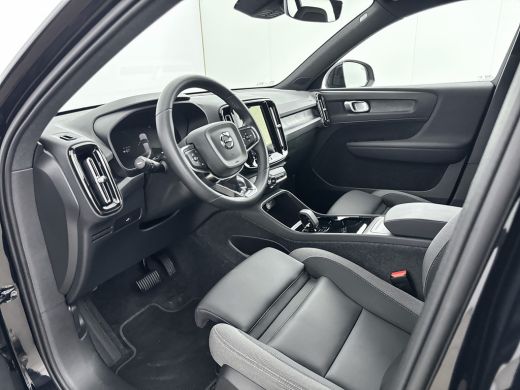 Volvo  EX40 Single Motor Extended Range Plus 82 kWh | 19" Allseason | Lederen bekleding | Adaptieve Cruise | ... ActivLease financial lease