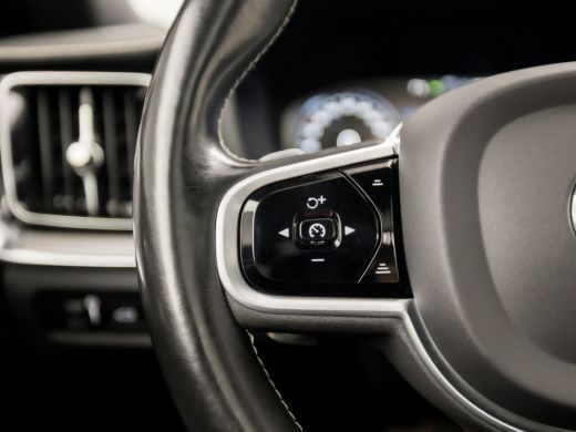 Volvo  V60 2.0 T8 Twin Engine AWD Polestar Engineered 407Pk Automaat (PANORAMADAK, BOWERS&WILKINS AUDIO, HEA... ActivLease financial lease