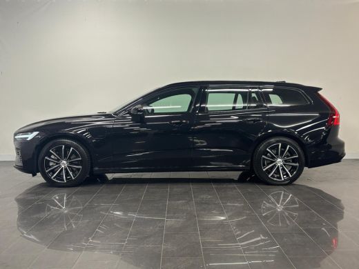 Volvo  V60 T6 Plug-in hybrid AWD Plus Dark | 360 Camera | Achterbank verwarmd | Premium audio | Trekhaak | ActivLease financial lease