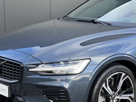 Volvo  V60 T8 Plug-in hybrid AWD Plus Performance Edition Dark | Panoramadak | Stoelventilatie | Harman/Kard... ActivLease financial lease