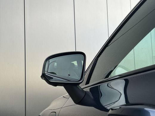 Volvo  V60 T8 Plug-in hybrid AWD Plus Performance Edition Dark | Panoramadak | Stoelventilatie | Harman/Kard... ActivLease financial lease