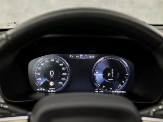 Volvo  XC40 1.5 T5 Recharge Inscription 262Pk Automaat (PANORAMADAK, APPLE CARPLAY, LEDER, STUUR/STOELVERWARM... ActivLease financial lease