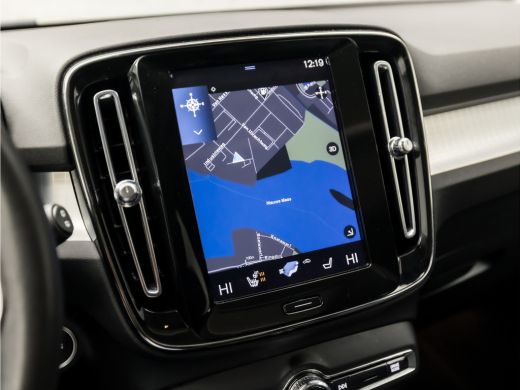 Volvo  XC40 1.5 T5 Recharge Inscription 262Pk Automaat (PANORAMADAK, APPLE CARPLAY, LEDER, STUUR/STOELVERWARM... ActivLease financial lease