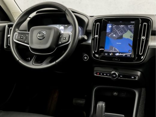 Volvo  XC40 1.5 T5 Recharge Inscription 262Pk Automaat (PANORAMADAK, APPLE CARPLAY, LEDER, STUUR/STOELVERWARM... ActivLease financial lease