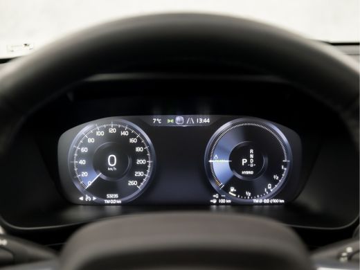 Volvo  XC40 1.5 T5 Recharge Inscription 262Pk Automaat (PANORAMADAK, DEALER ONDERHOUDEN, KEYLESS ENTRY, APPLE... ActivLease financial lease