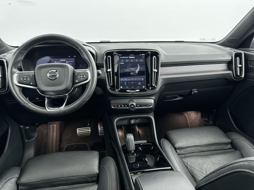 Volvo  XC40 Recharge P8 AWD R-Design 78kWh | 20" | Leder | Panoramadak | 360 Camera | Harman Kardon | Elektr... ActivLease financial lease