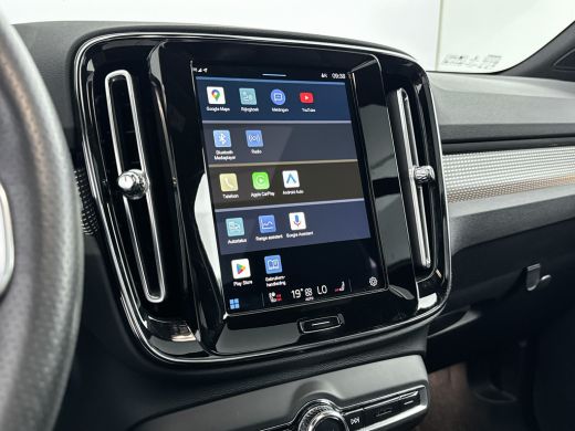 Volvo  XC40 Recharge P8 AWD R-Design 78kWh | 20" | Leder | Panoramadak | 360 Camera | Harman Kardon | Elektr... ActivLease financial lease