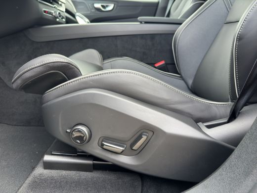 Volvo  XC60 T6 Plug-in hybrid AWD Plus Black Edition | Apple Carplay/Android Auto|telefoonintegratie premium ... ActivLease financial lease