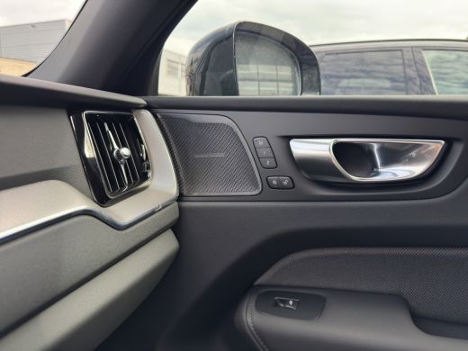 Volvo  XC60 T6 Plug-in hybrid AWD Plus Black Edition | Apple Carplay/Android Auto|telefoonintegratie premium ... ActivLease financial lease