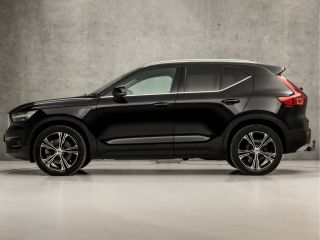 Volvo  XC40 1.5 T5 Recharge Inscription 262Pk Automaat (PANORAMADAK, APPLE CARPLAY, LEDER, STUUR/STOELVERWARM...