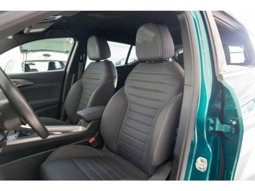 Alfa Romeo Tonale Edizione Speciale 280PK Plug-In Hybride | Elektrische Achterklep | Stoel en Stuurverwarming | Nav... ActivLease financial lease