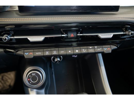 Alfa Romeo Tonale Edizione Speciale 280PK Plug-In Hybride | Elektrische Achterklep | Stoel en Stuurverwarming | Nav... ActivLease financial lease