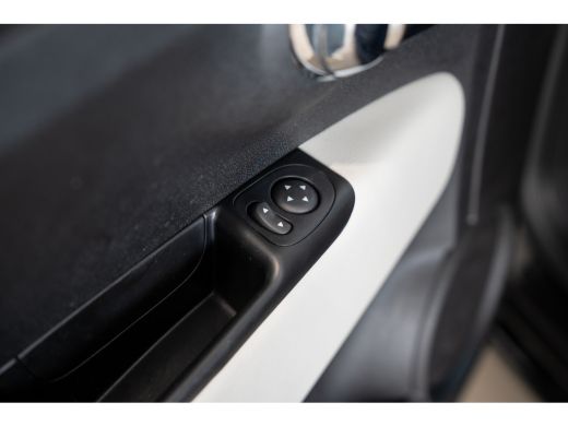 Fiat 500 1.0 Hybrid Dolcevita | Panoramadak | Apple Carplay & Android Auto | Cruise Controle | Airco | Lic... ActivLease financial lease