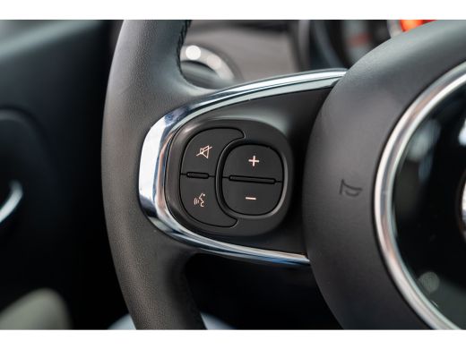 Fiat 500 1.0 Hybrid Dolcevita | Panoramadak | Apple Carplay & Android Auto | Cruise Controle | Airco | Lic... ActivLease financial lease