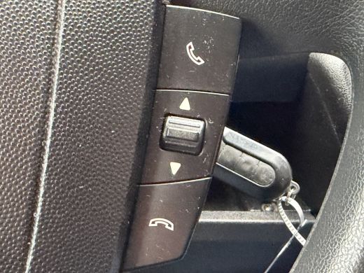 Fiat Ducato 140pk L2H2 (Trekhaak - Camera - Navigatie - Automatische Airco - Houten vloer + Zijwand panelen) ActivLease financial lease