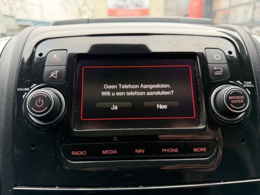 Fiat Ducato 140pk L2H2 (Trekhaak - Camera - Navigatie - Automatische Airco - Houten vloer + Zijwand panelen) ActivLease financial lease