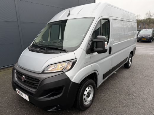Fiat Ducato 140pk L2H2 (Trekhaak - Camera - Navigatie - Automatische Airco - Houten vloer + Zijwand panelen) ActivLease financial lease