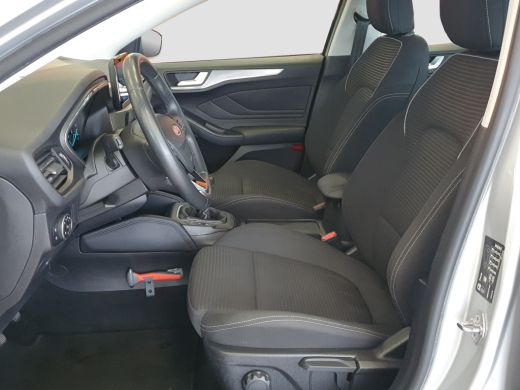 Ford Focus Wagon 1.0 EcoBoost Titanium | Climate Control | Cruise Control | Apple Carplay | Navigatie ActivLease financial lease