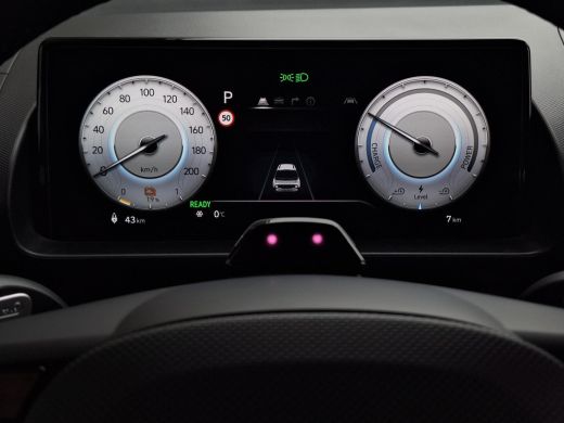 Hyundai Inster Evolve 49 kWh | Uit voorraad leverbaar | Parkeersensoren voor en achter | Verstelbare achterbank ... ActivLease financial lease