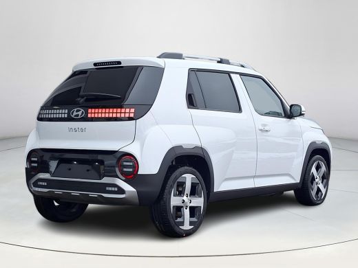 Hyundai Inster Evolve 49 kWh | Uit voorraad leverbaar | Parkeersensoren voor en achter | Verstelbare achterbank ... ActivLease financial lease