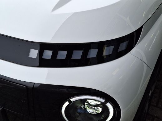 Hyundai Inster Evolve 49 kWh | Uit voorraad leverbaar | Parkeersensoren voor en achter | Verstelbare achterbank ... ActivLease financial lease