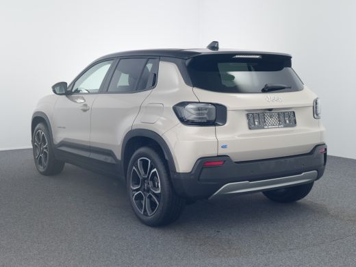 Jeep Avenger Summit | Adaptieve Cruise | Camera | Stoelverwarming | Keyless | Carplay | Elektr. klep | Navi | ... ActivLease financial lease