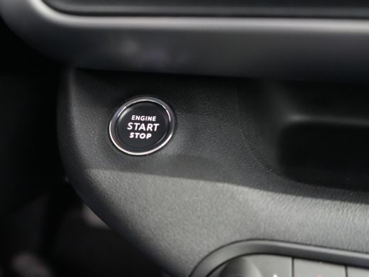 Jeep Avenger Summit | Adaptieve Cruise | Camera | Stoelverwarming | Keyless | Carplay | Elektr. klep | Navi | ... ActivLease financial lease