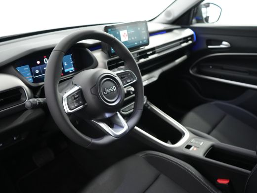 Jeep Avenger Summit | Adaptieve Cruise | Camera | Stoelverwarming | Keyless | Carplay | Elektr. klep | Navi | ... ActivLease financial lease