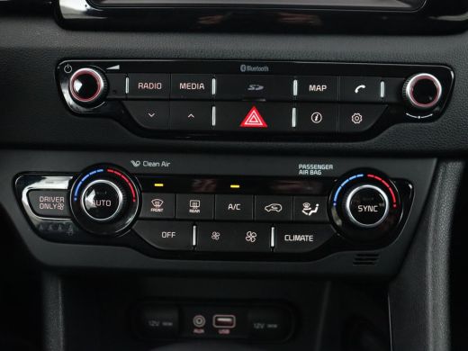 Kia Niro 1.6 GDi Hybrid DynamicLine | 1e eigenaar | Trekhaak | Carplay | Camera | Half leder | Navigatie |... ActivLease financial lease