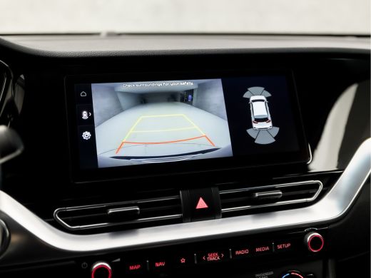 Kia Niro 1.6 GDi Hybrid ExecutiveLine (SCHUIFDAK, APPLE CARPLAY, GROOT NAVI, JBL AUDIOSYSTEEM, STOELKOELIN... ActivLease financial lease
