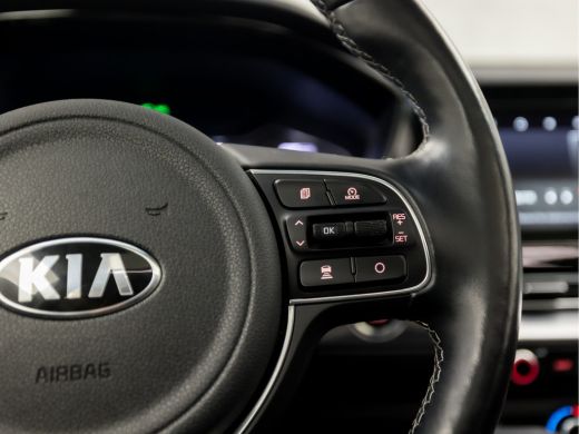 Kia Niro 1.6 GDi Hybrid ExecutiveLine (SCHUIFDAK, APPLE CARPLAY, GROOT NAVI, JBL AUDIOSYSTEEM, STOELKOELIN... ActivLease financial lease