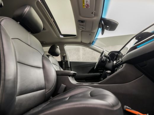 Kia Niro 1.6 GDi Hybrid ExecutiveLine (SCHUIFDAK, APPLE CARPLAY, GROOT NAVI, JBL AUDIOSYSTEEM, STOELKOELIN... ActivLease financial lease