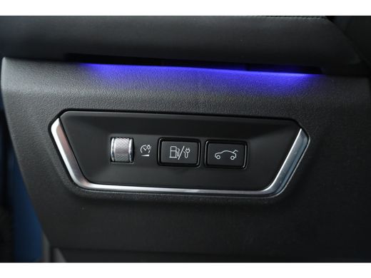 Lynk & Co 01 1.5 Zwarte hemel, Panorama dak, Black pakket! ActivLease financial lease