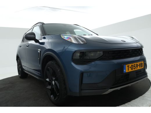 Lynk & Co 01 1.5 Zwarte hemel, Panorama dak, Black pakket! ActivLease financial lease