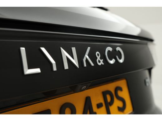 Lynk & Co 01 1.5 Zwarte hemel, Panorama dak, black pakket!! ActivLease financial lease