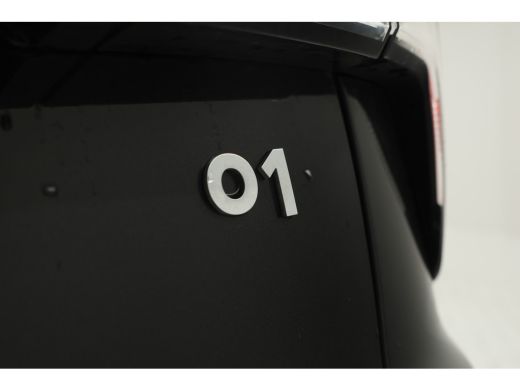 Lynk & Co 01 1.5 Zwarte hemel, Panorama dak, black pakket!! ActivLease financial lease