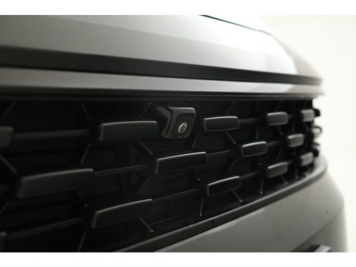 Lynk & Co 01 1.5 Zwarte hemel, Panorama dak, black pakket!! ActivLease financial lease