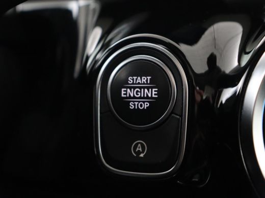 Mercedes-Benz B-Klasse 180 Business Solution Luxury | Panoramadak | Leder | Stoelverwarming | Trekhaak | Memory | Keyles... ActivLease financial lease