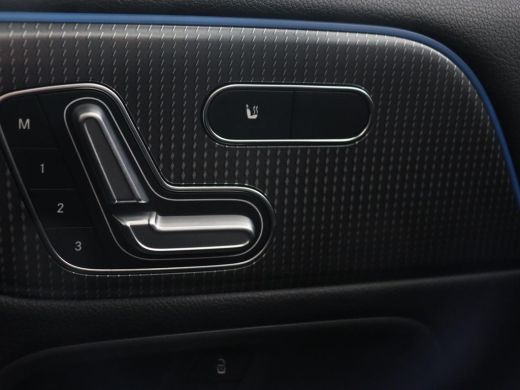 Mercedes-Benz B-Klasse 180 Business Solution Luxury | Panoramadak | Leder | Stoelverwarming | Trekhaak | Memory | Keyles... ActivLease financial lease