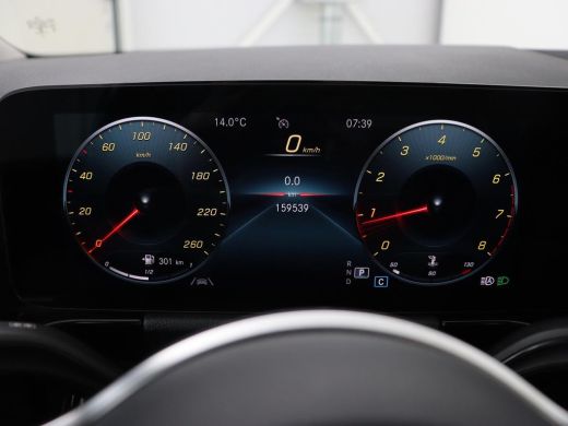 Mercedes-Benz B-Klasse 180 Business Solution Luxury | Panoramadak | Leder | Stoelverwarming | Trekhaak | Memory | Keyles... ActivLease financial lease