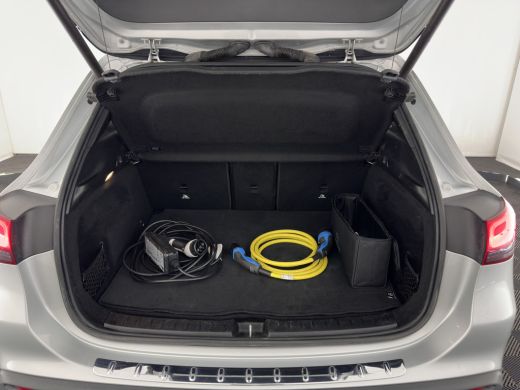 Mercedes-Benz EQA 250 Business Solution Luxury 67 kWh [ 3-Fase ] (SOH-94%) (INCL-BTW) *PANO | LEATHER | WIDESCREEN-... ActivLease financial lease